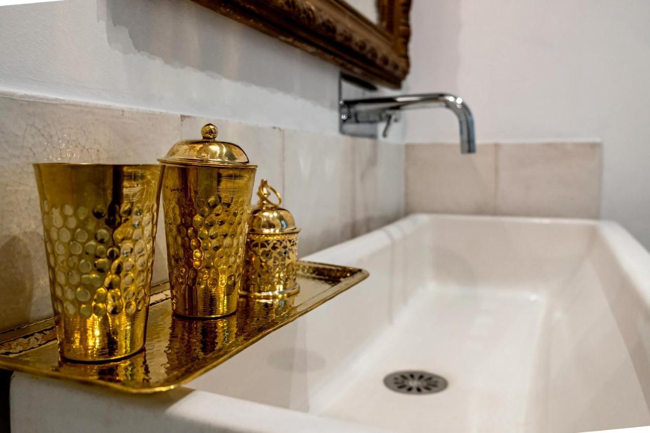 Maison Gaspard - Suites Et Appartements De Charme A Сомюр Екстериор снимка