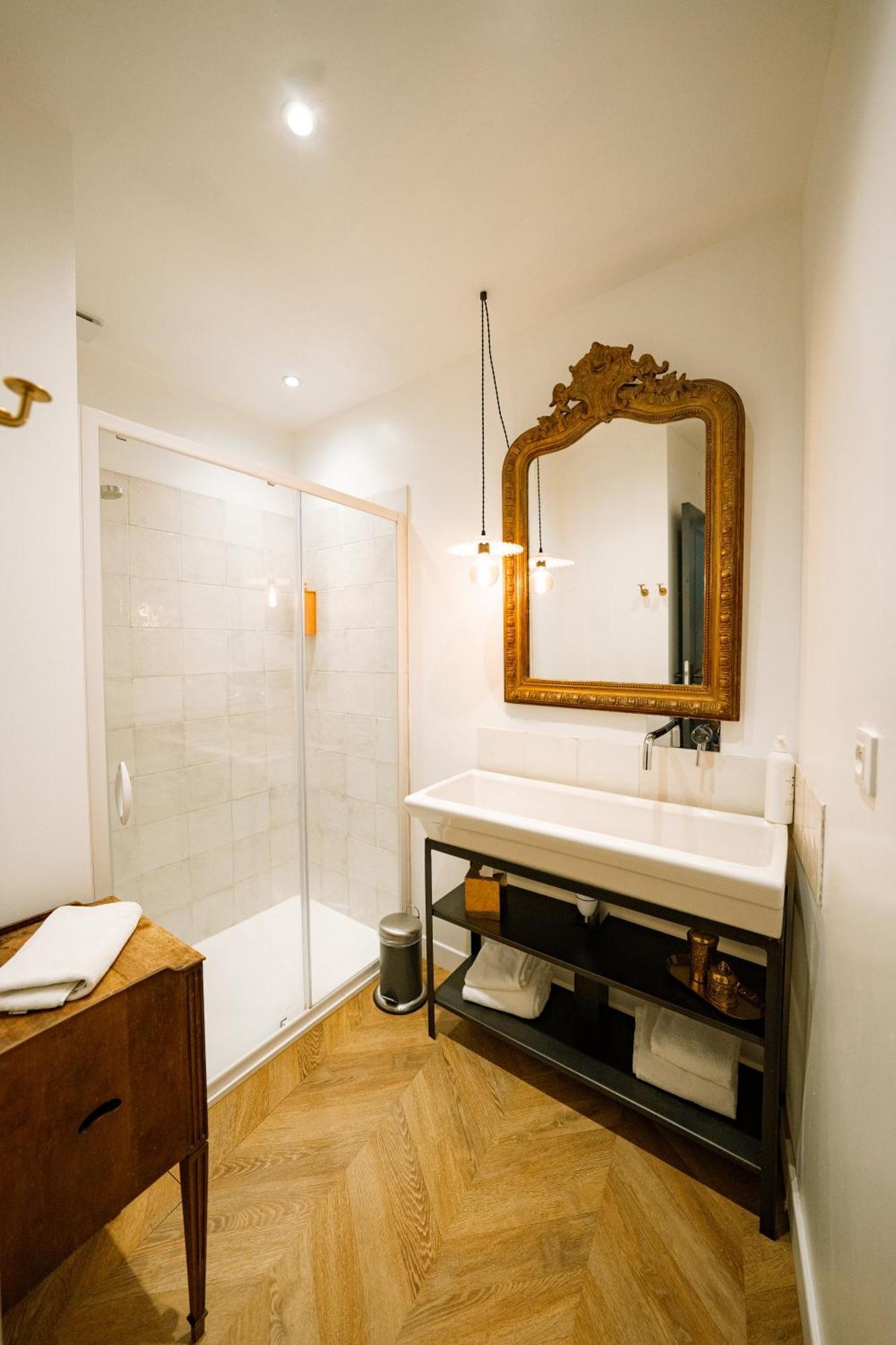 Maison Gaspard - Suites Et Appartements De Charme A Сомюр Екстериор снимка