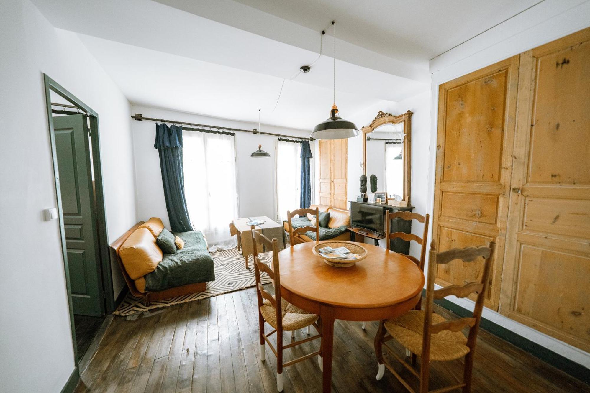Maison Gaspard - Suites Et Appartements De Charme A Сомюр Екстериор снимка