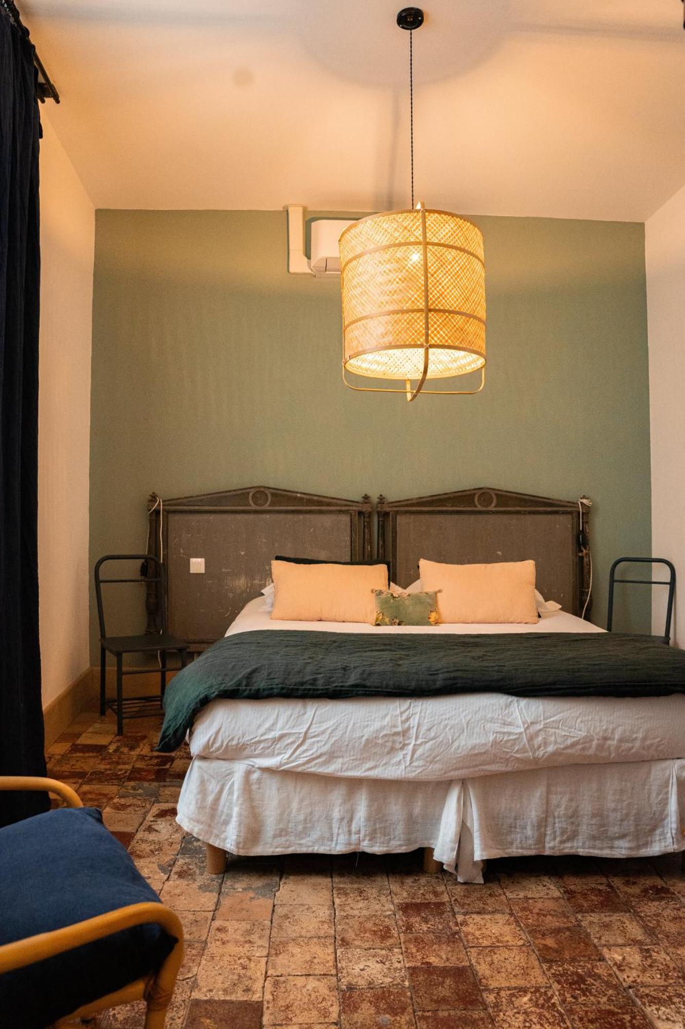 Maison Gaspard - Suites Et Appartements De Charme A Сомюр Екстериор снимка
