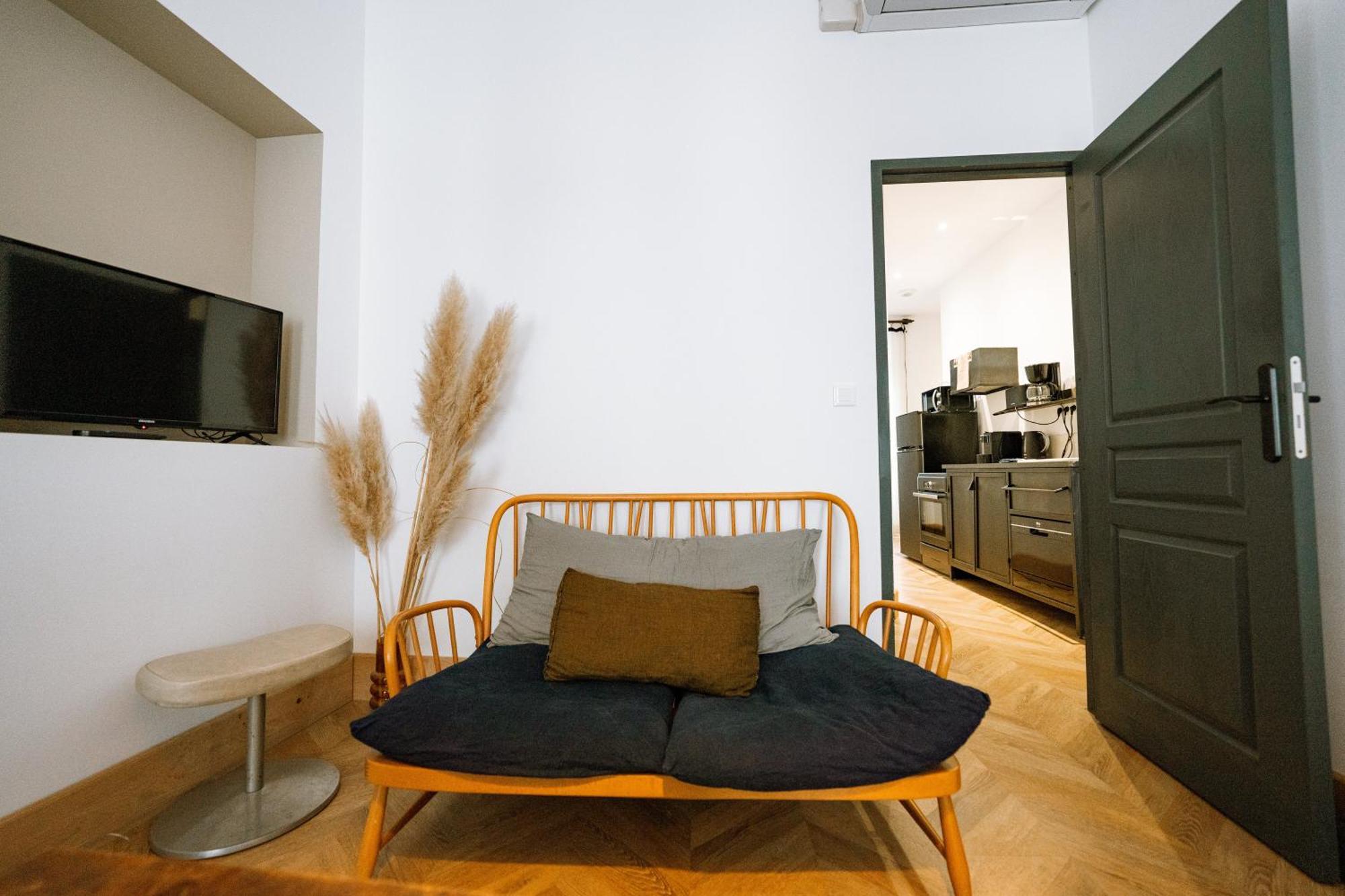 Maison Gaspard - Suites Et Appartements De Charme A Сомюр Екстериор снимка